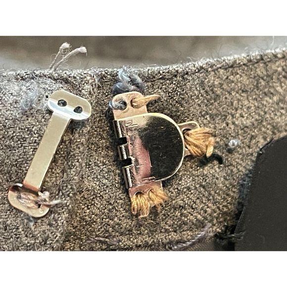 Dalton Pencil Skirt 100% Wool Shell Gray Size 12 Flawed - Picture 12 of 12